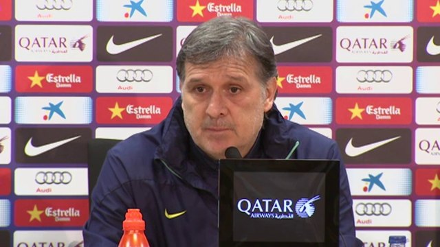 Al Tata le gusta jugar con 3 delanteros