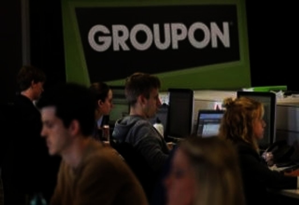 Morning Stock Movers: Groupon Inc (NASDAQ: GRPN), Hewlett Packard Company (NYSE: HPQ)