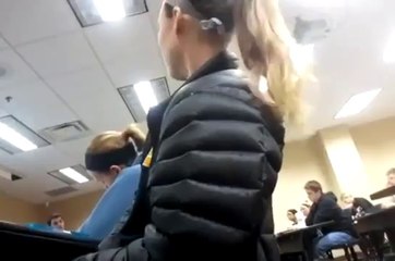 Derste Uyanık Kalmaya Çalışan Kızın Mücadelesi