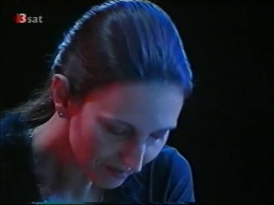 BARBARA DENNERLEIN at BERN 2002 (0:55)