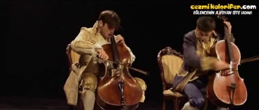 Çello İle Thunderstruck (AC/DC)