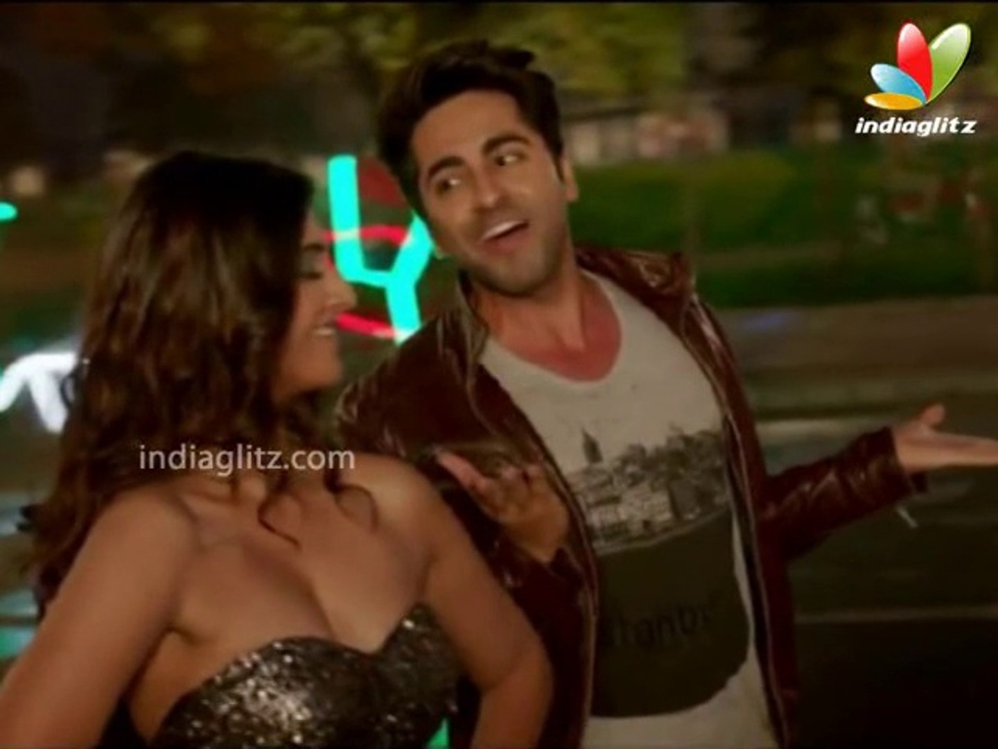 Checkout Sonam & Ayushmann's Hot Chemistry in 'Khamakhaan' Song:  Bewakoofiyaan - video Dailymotion