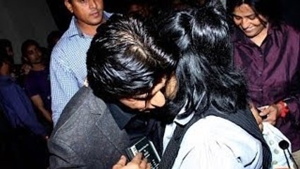 Shahrukh Khan Floods Fan Craze On Malaysian Airlines !