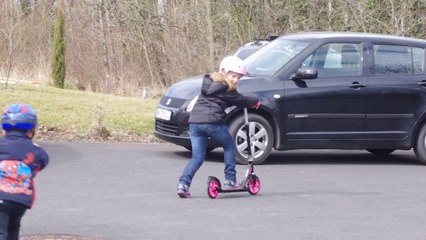 8 ans 1/2 - Trotinette 1/2