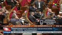 Parlamento de Ucrania destituye al Presidente Yanukovich
