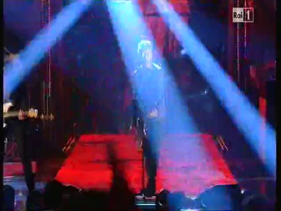 22-02-2014-Sanremo-Ligabue-b