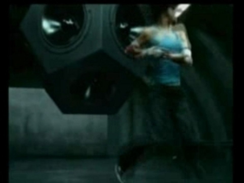 Woman break dancer_pub Nike 2005