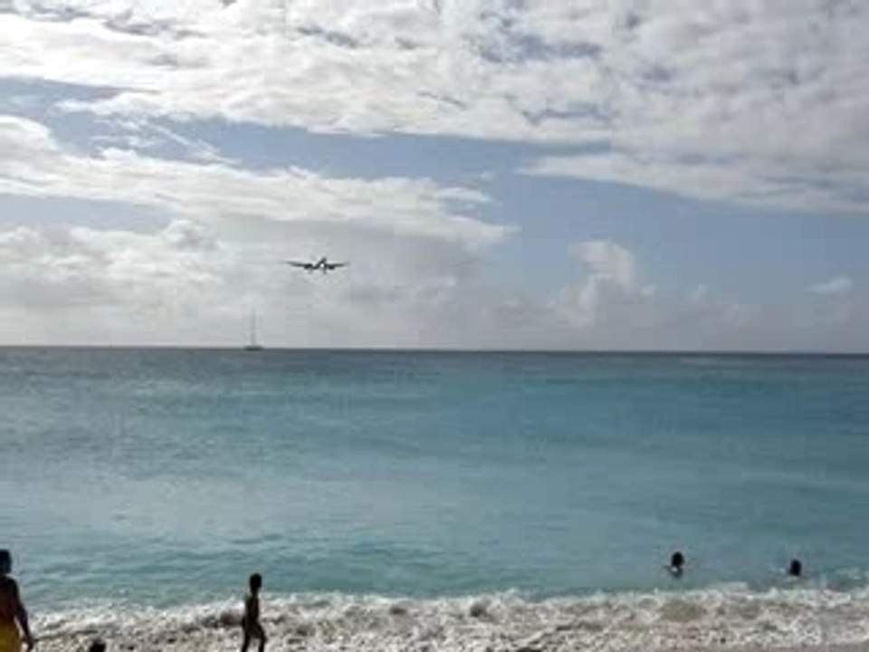 maho beach - st marteen