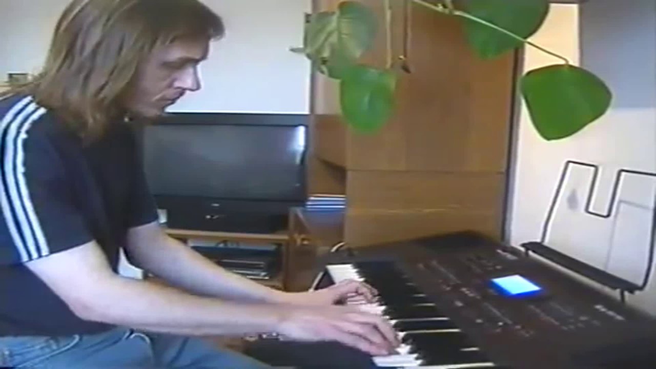 GORO bilý  pes  v mé úpravě :-)