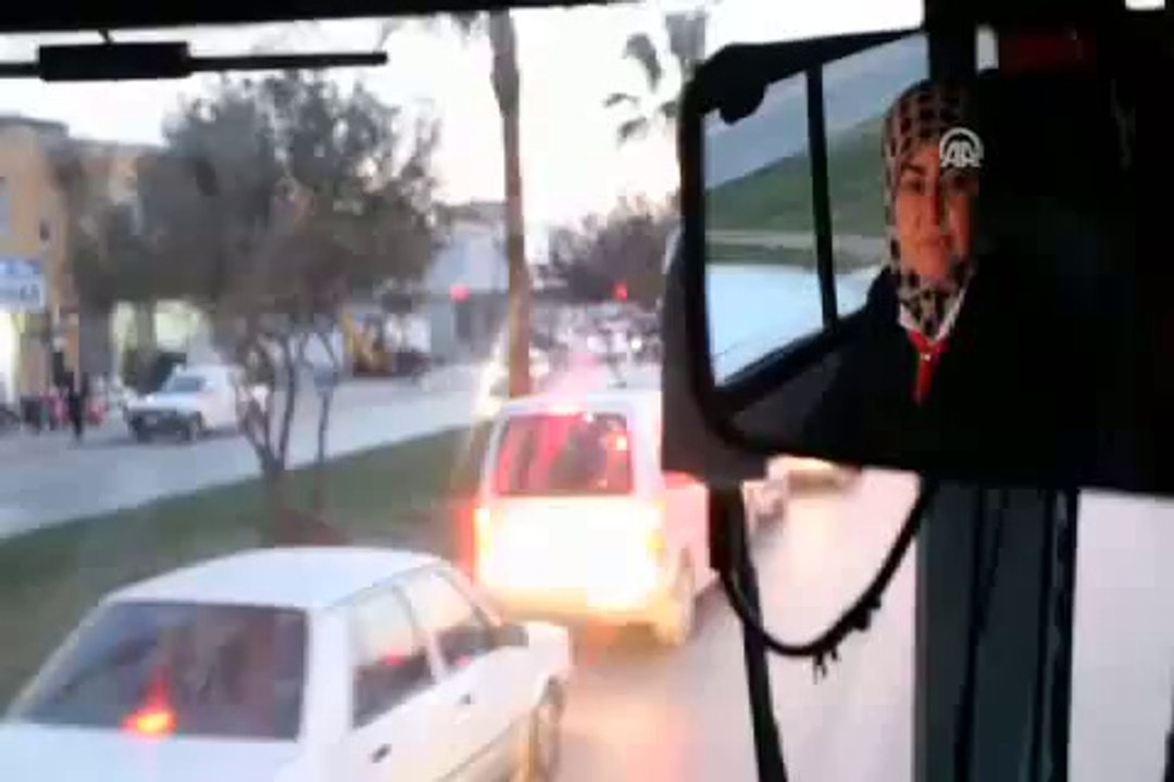 Toplu ulaşımın "ojeli kaptanları"