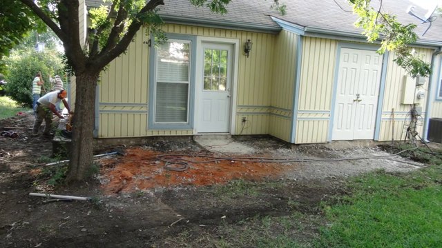 Concrete Brick paver and Concrete stone retaining wall Dallas plano frisco mckinney