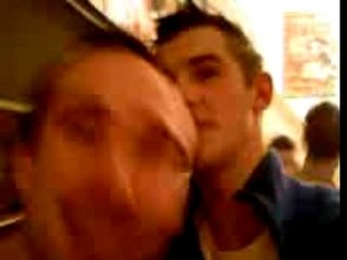 Dans l'appart a Lille, avt I Love techno