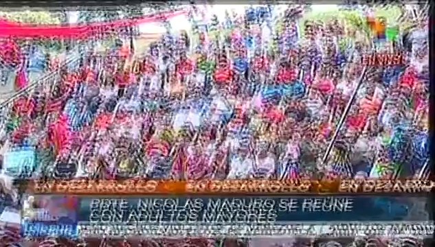 Nicolás Maduro recibe a adultos mayores en el Palacio de Miraflores