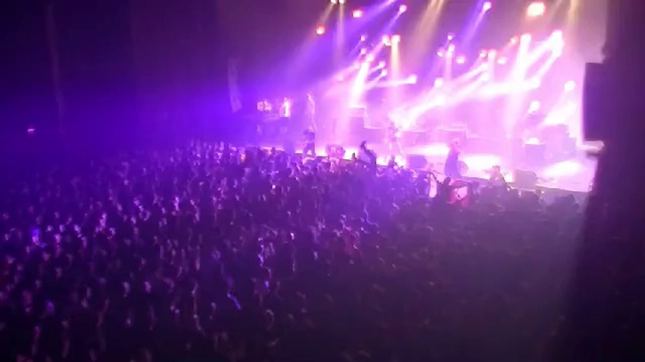 LE BAL DES ENRAGES