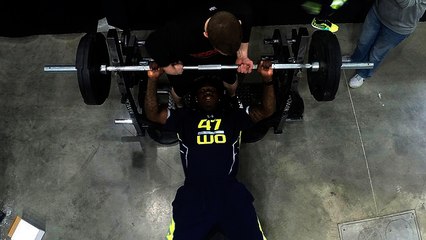 Wide receivers bench press performance