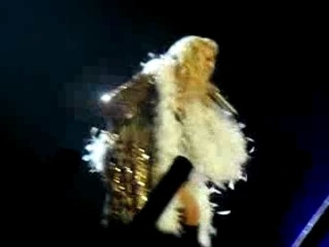 hurt christina aguilera