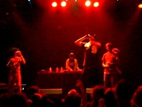 Fuzati - baise les gens + l'hymne