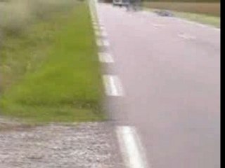 MOTO R1 CRASH