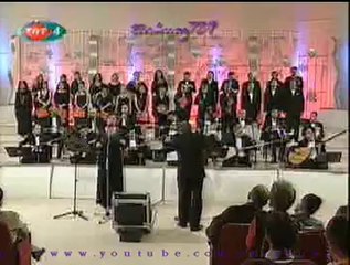 Gülcan KAYA ARAL-Bahçada Gül Ağacı