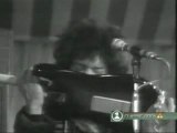 Jimmy Hendrix solo avec les dents