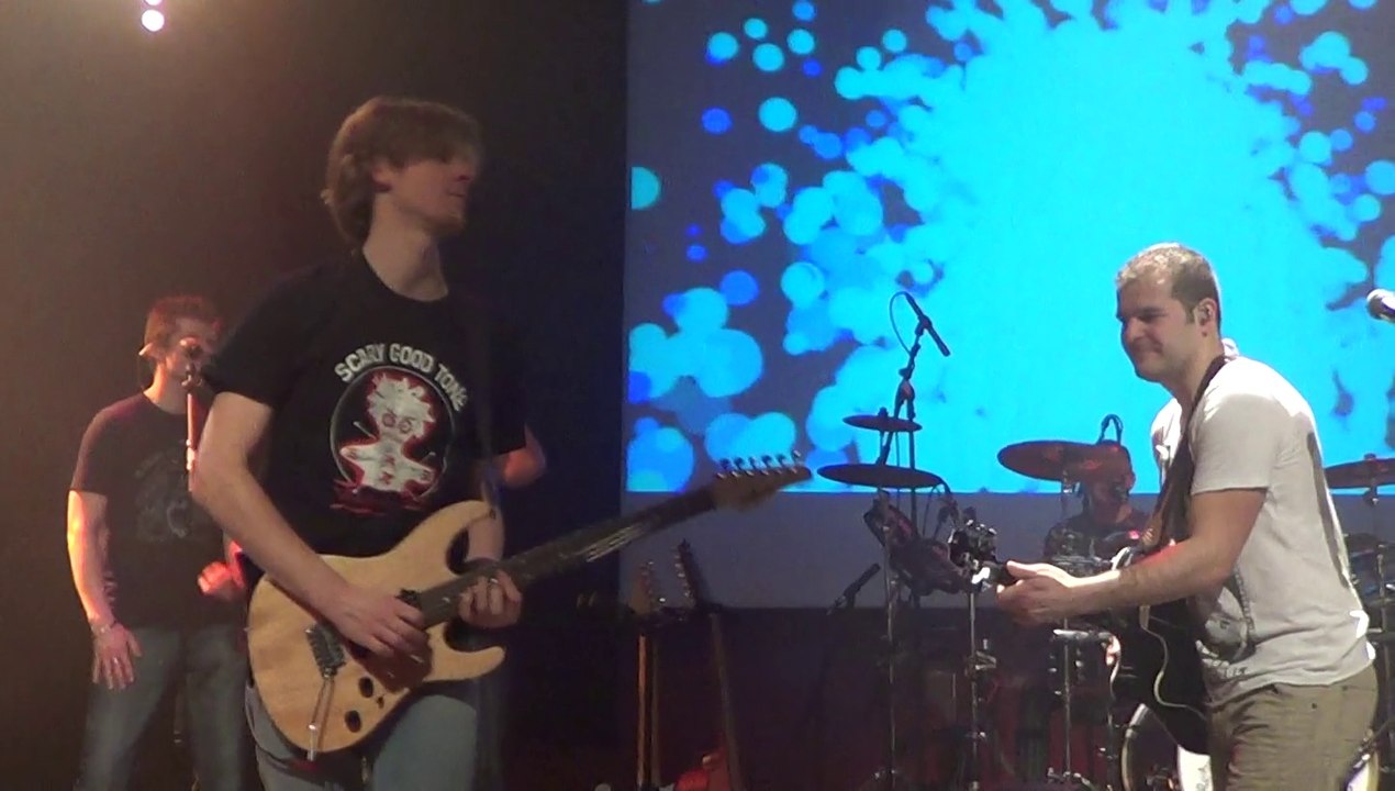 BOHEMIAN DUST (QUEEN Tribute) - A kind of magic (Créhange 2014)