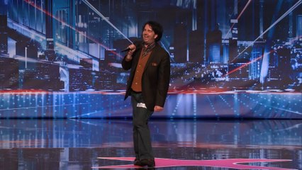 America's Got Talent 2013 - Season 8 - 092 - Kevin Downey Jr. - Comedian Who Looks Like He Has to Pee