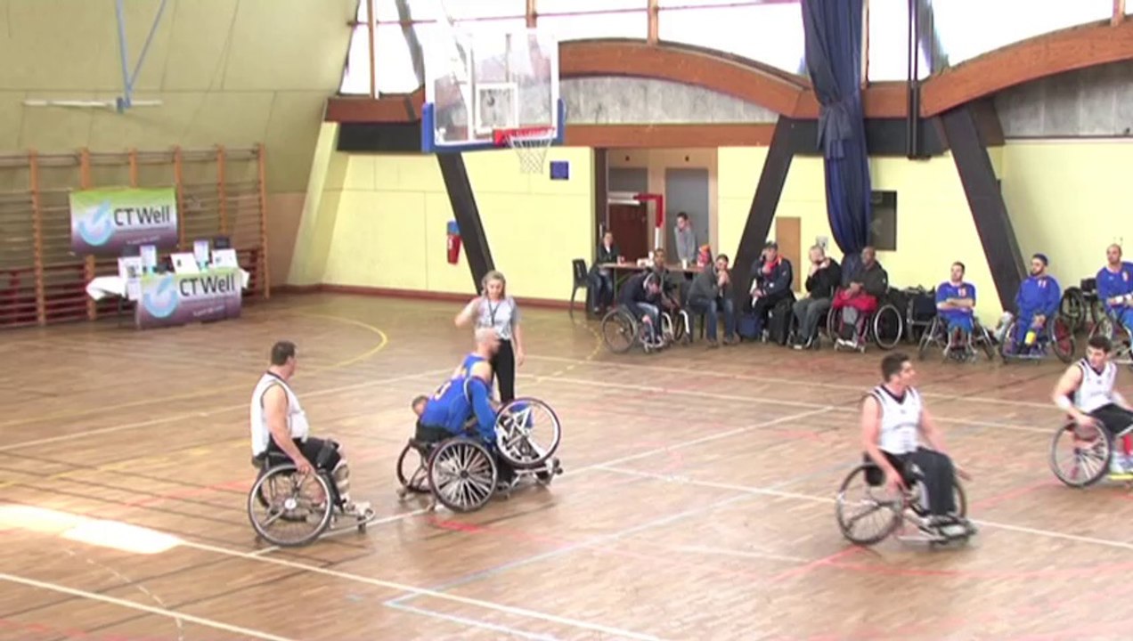HANDIBASKET M12-BORDEAUX vs HYÈRES - 1/2 FINALES