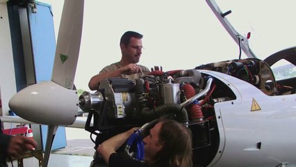 Airplane powered by 2nd generation serial hybrid electric drive