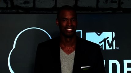 Jason Collins entre dans l'histoire en devenant le premier athlète gay de la NBA