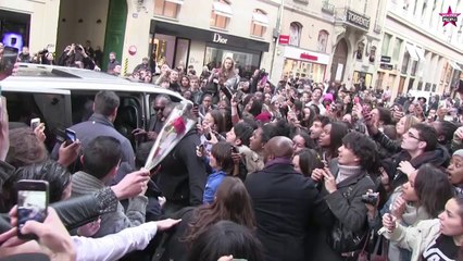 Rihanna à Paris, entre diner avec Drake et enregistrement de son album !