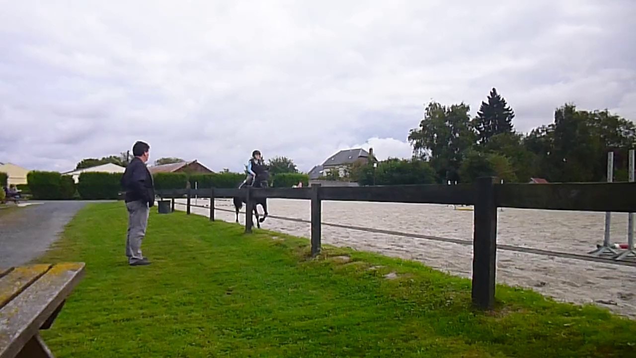Elodie au galop avec Astérix