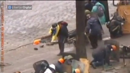 La presencia de francotiradores provoca una matanza en las calles de Kiev