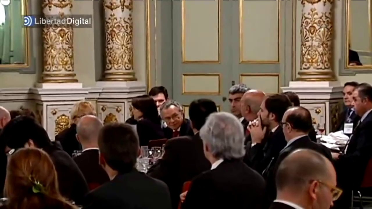 Mas provoca una pelea a gritos entre dos abogados en un acto empresarial