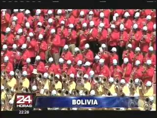 Brasil: turistas celebraron con bailes la llegada del carnaval de Río de Janeiro