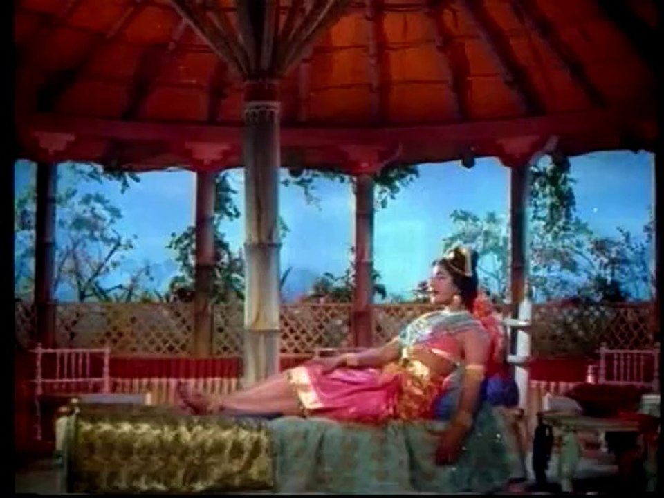 Kakaichiraginile Nandalala - Sivaji Ganesan, K.R Vijaya - Thirumal Perumai - Tamil Devotional Song