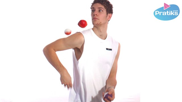 Jonglerie - Comment faire passer une balle dans le dos - variante