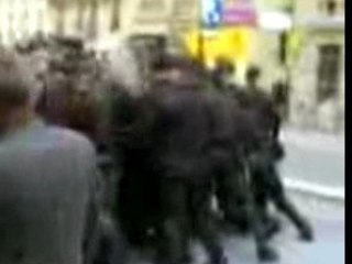 Manifestation Coliposte : Violences policières contre les salariés le 8 décembre 2006