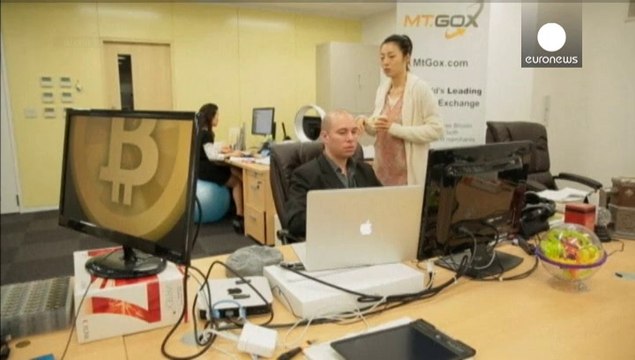 'Show me the money' plead bitcoin holders as trader Mt. Gox goes dark