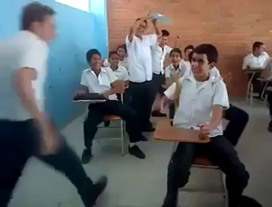 Boy Drive  classfellows