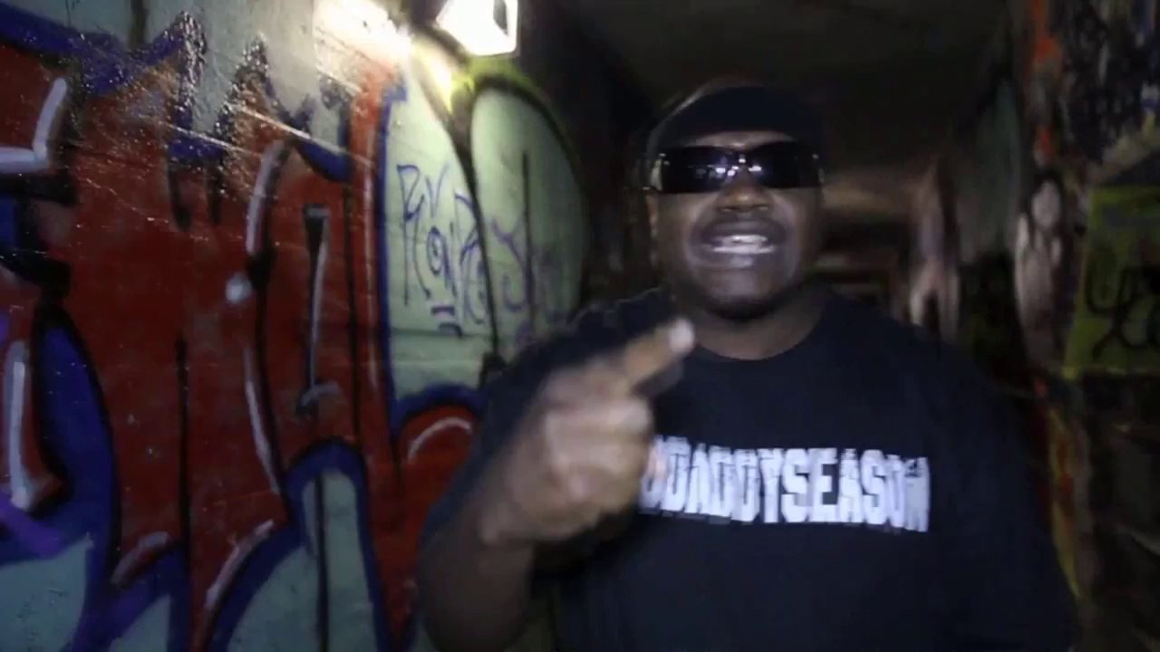 Roam Bad Daddy - Aint What U Want (Official Video)