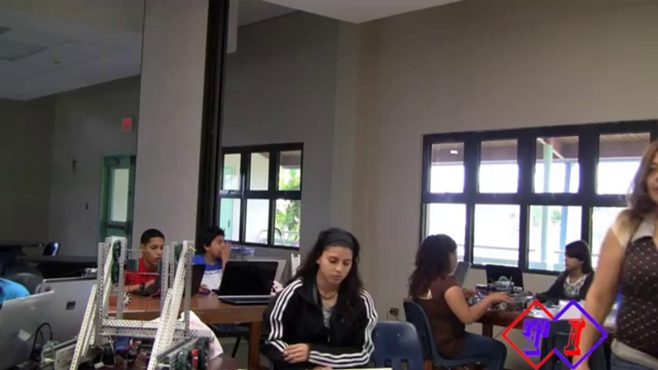 Techno Inventors - Programación de Sensores del Robot TETRIX_(360p)