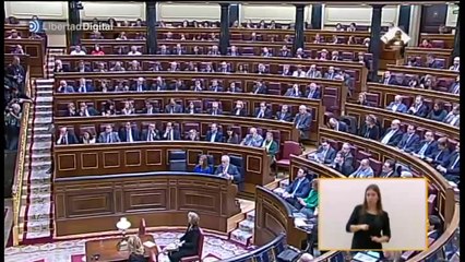 Rajoy: "Nadie puede privar al pueblo español de su derecho a decidir su futuro"