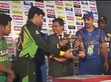 Captains unveil 2014 Asia Cup Trophy