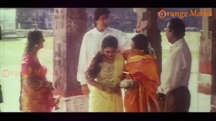 Raghuvaran,Mouli,Suvalakshmi And  Lakshmi Full Comedy In Temple From Durgam Movie