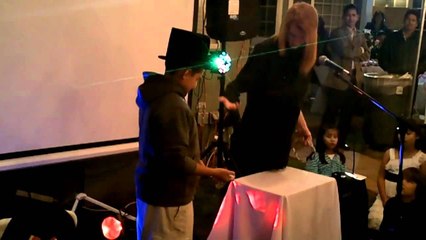 My Linking Ring Routine LIVE Magic Show