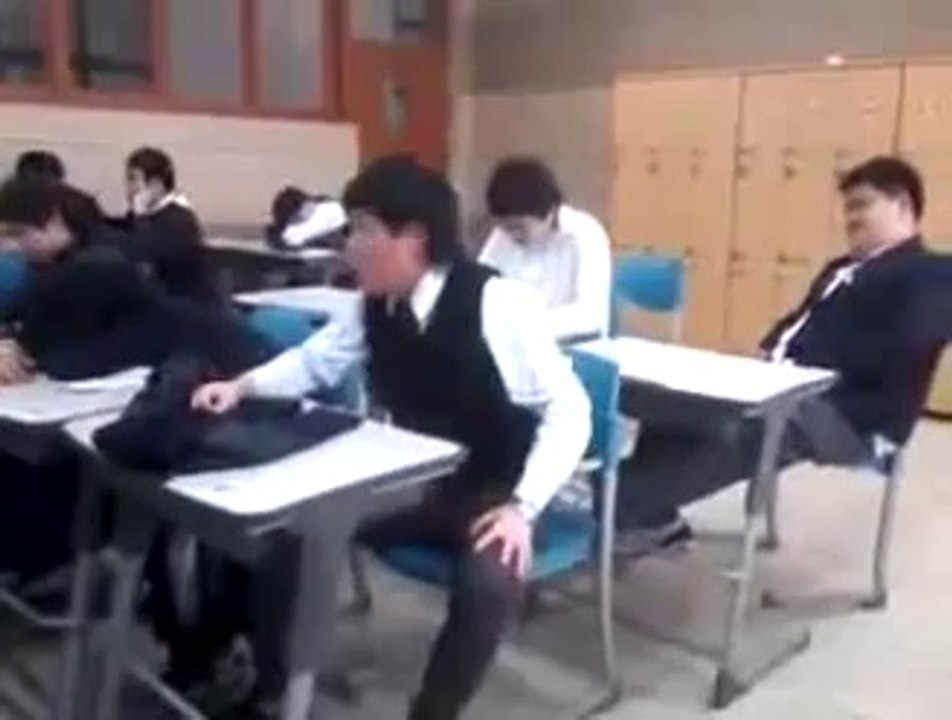 School Masti...Its too Funny