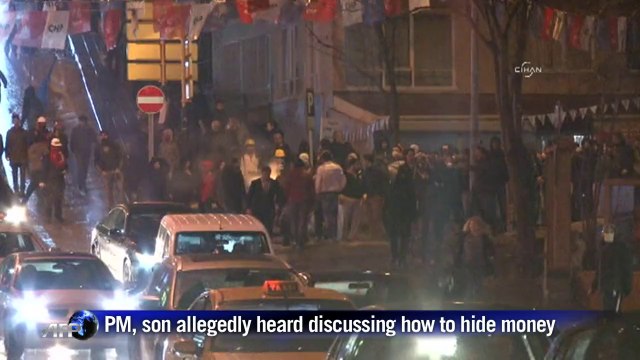 Turkish protesters denounce corruption amid political scandal