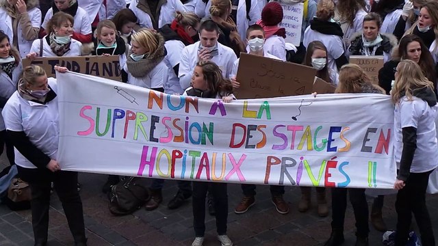 Lille : manifestation des élèves infirmiers