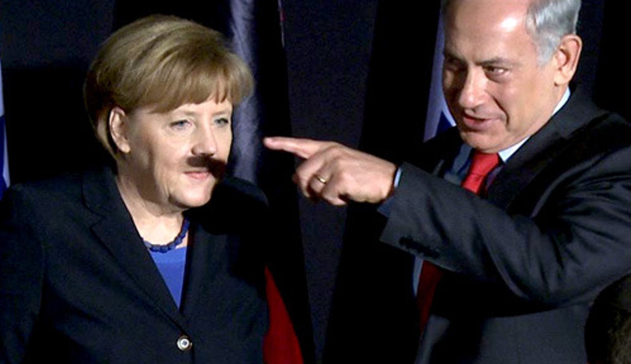 Angela Merkel et la moustache d'Hitler - ZAPPING ACTU DU 26/02/2014