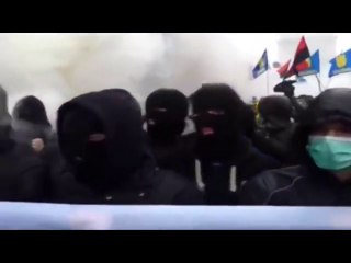 Pravy sektor : les néonazis ukrainiens moteur de la révolte